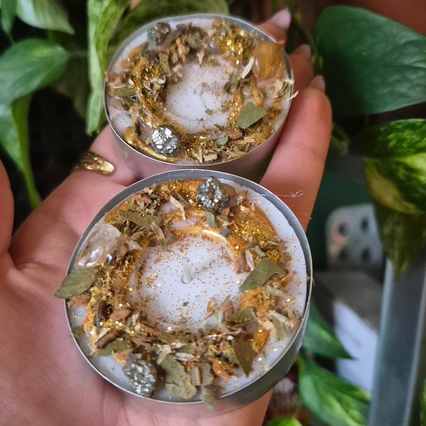 Golden Fortune — Money & Abundance Spell Candle (Large Tea Light)